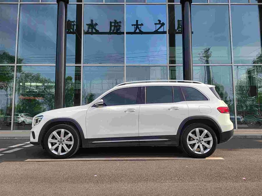 Mercedes-Benz GLB 2020