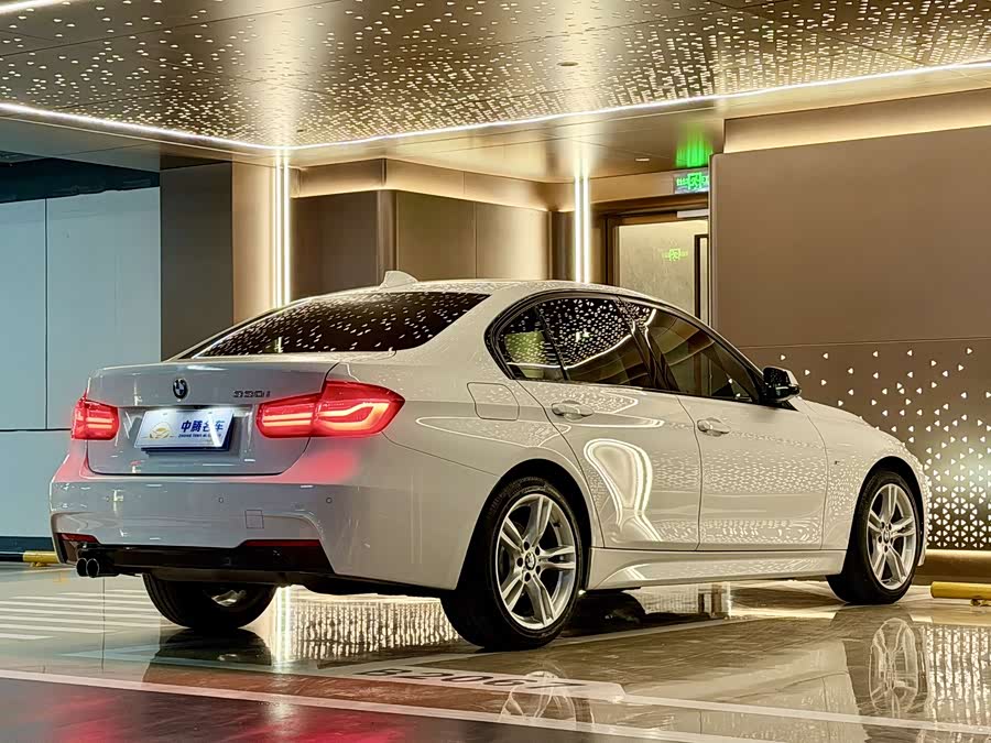 BMW 3 Series 2017 — фото 31