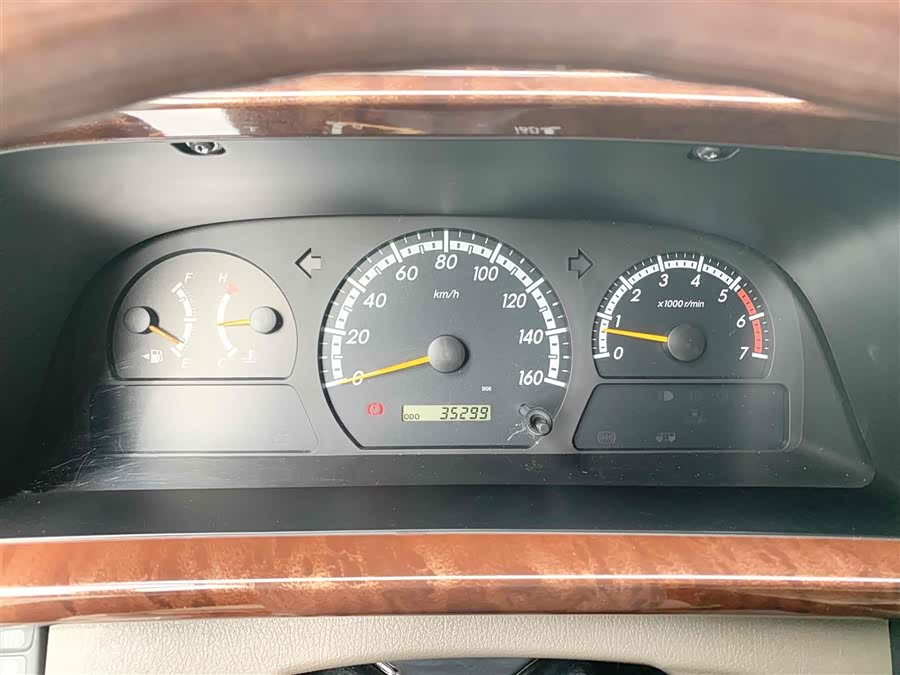 Toyota Coaster 2015