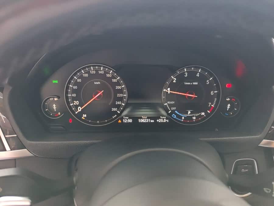 BMW 3 Series 2018 — фото 12