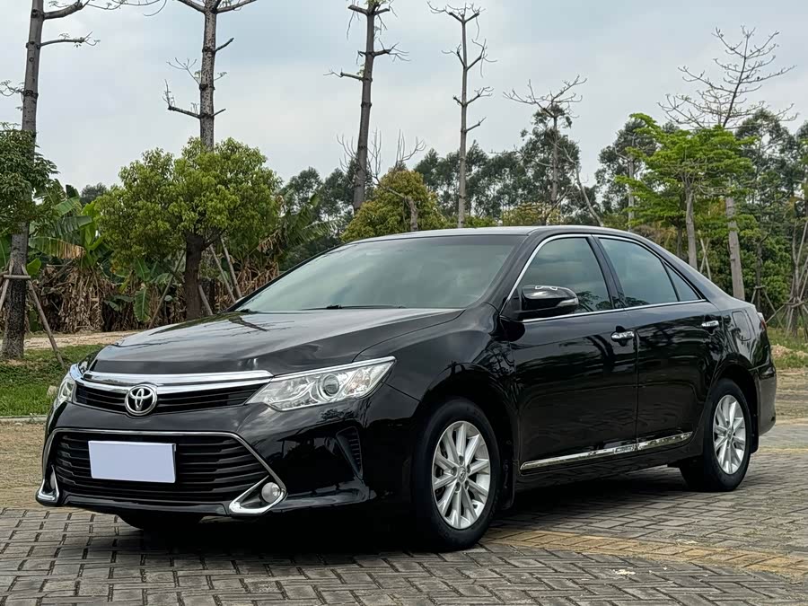 Toyota Camry 2016