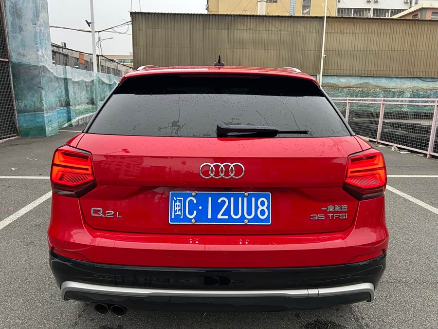 Audi Q2L 2018