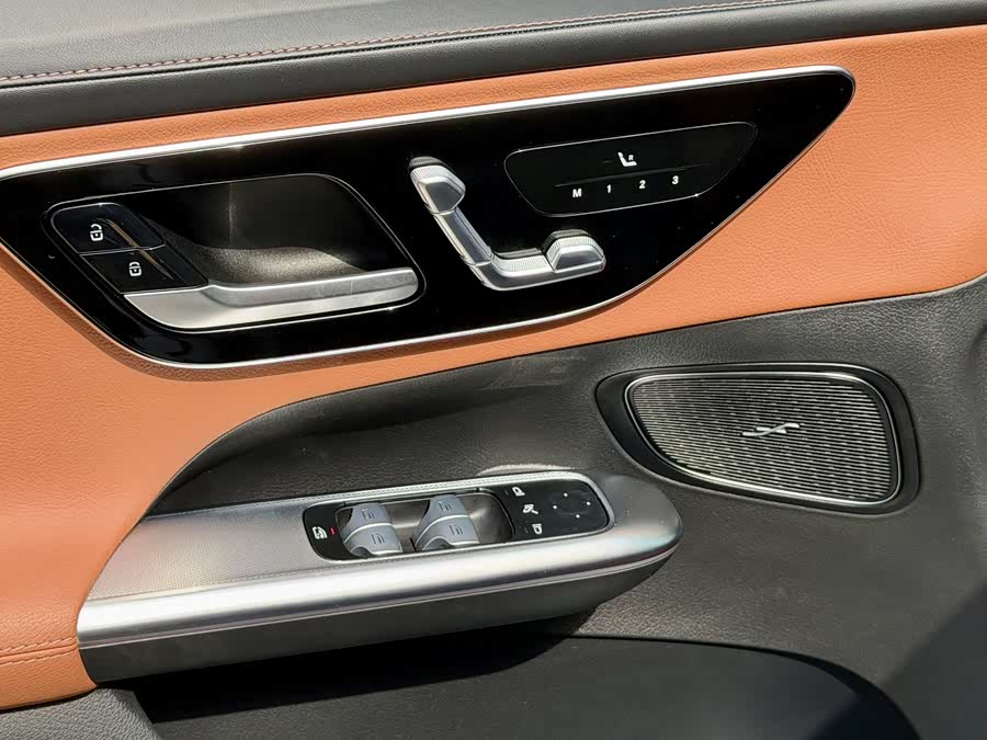 Mercedes-Benz GLC 2023 — фото 9