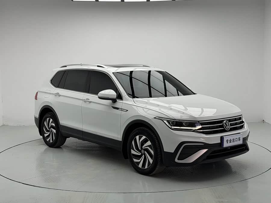 Volkswagen Tiguan L 2023
