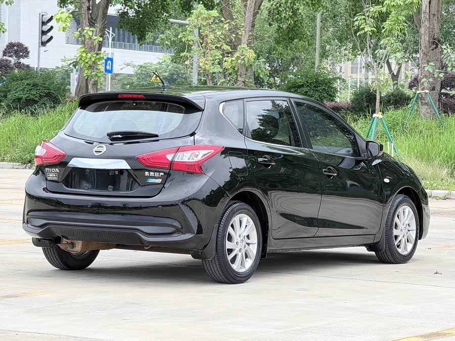 Nissan Tiida 2016