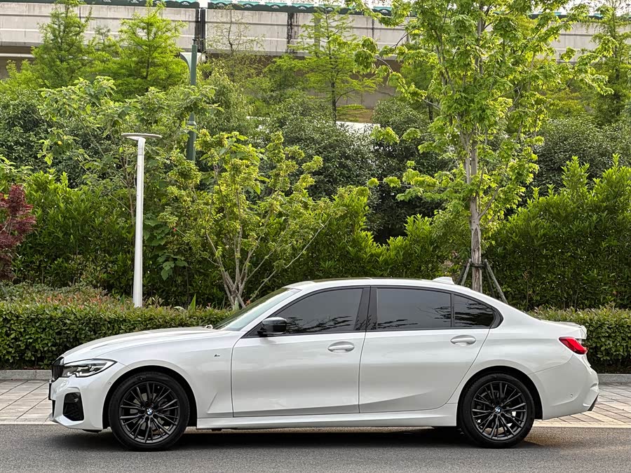 BMW 3 Series 2022