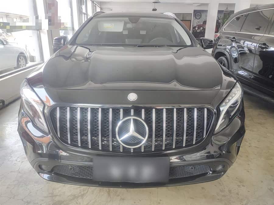 Mercedes-Benz GLA 2016