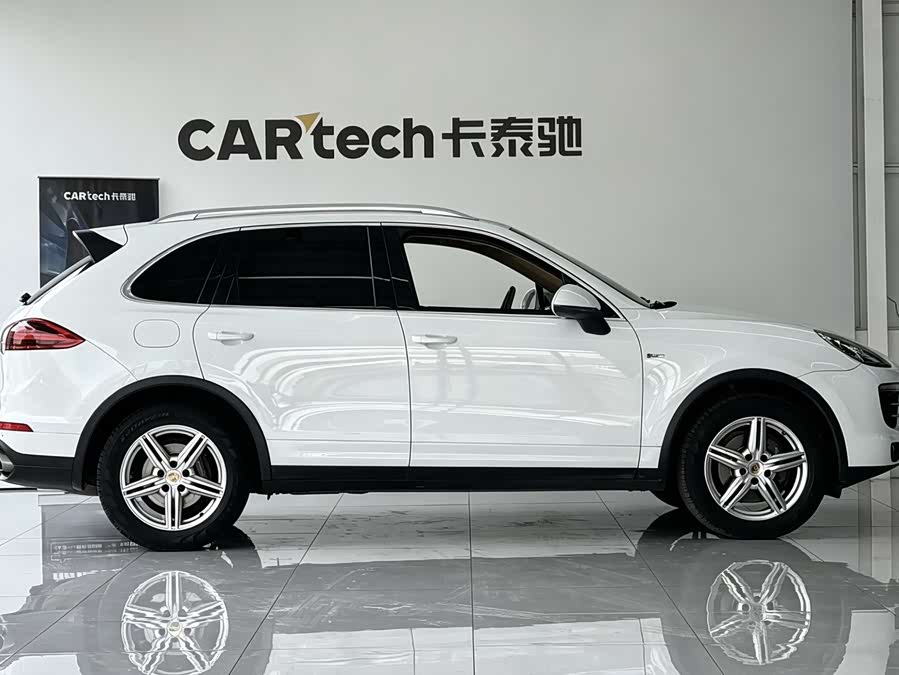 Porsche Cayenne 2015