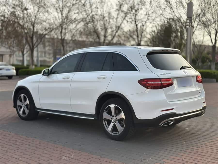 Mercedes-Benz GLC 2017 — фото 13