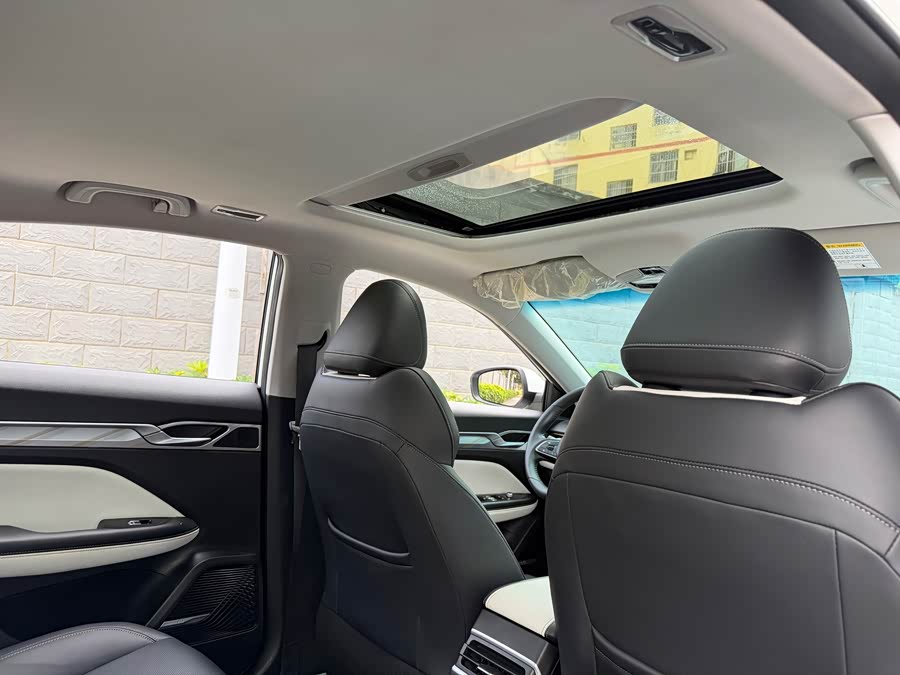 Geely Emgrand L 2022 — фото 19