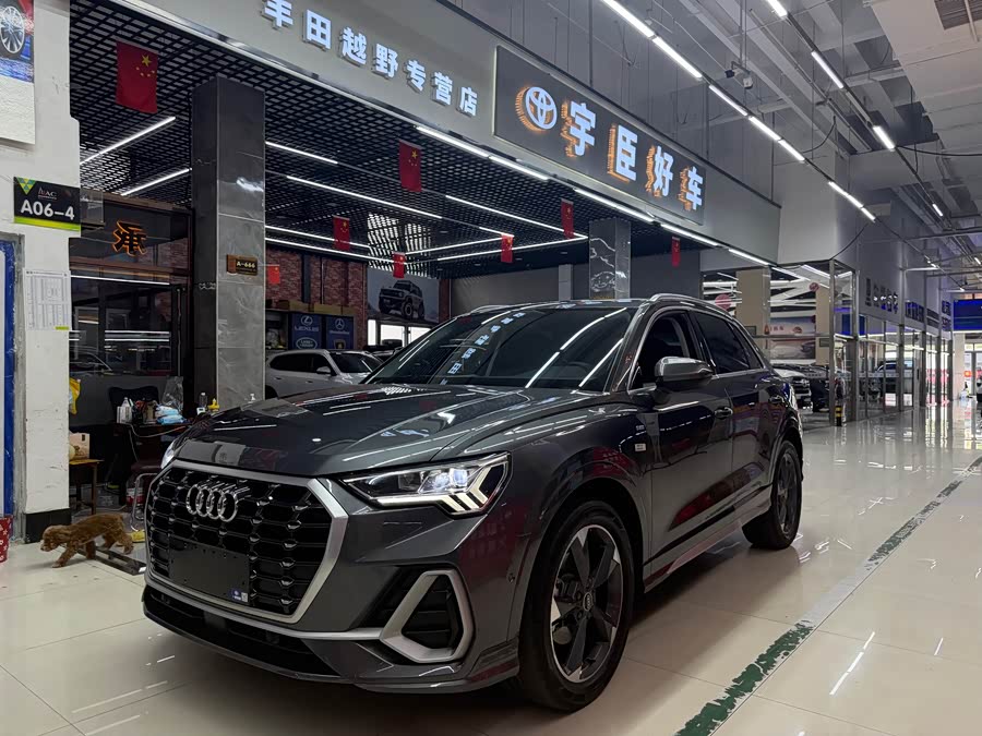 Audi Q3 2022