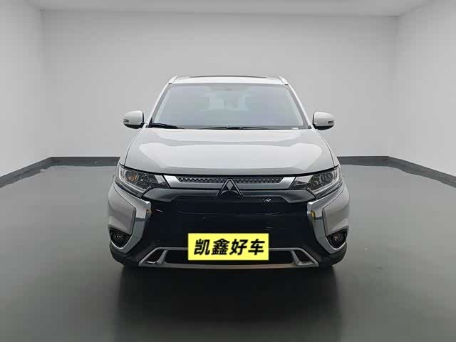 Mitsubishi Outlander 2020