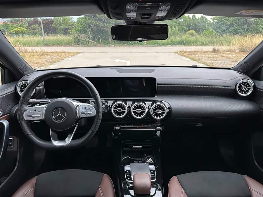Mercedes-Benz A-Class 2020 — фото 10