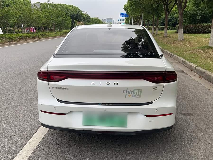Aion S 2022