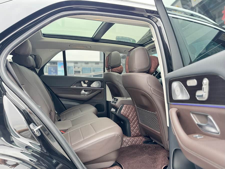 Mercedes-Benz GLE 2023 — фото 10