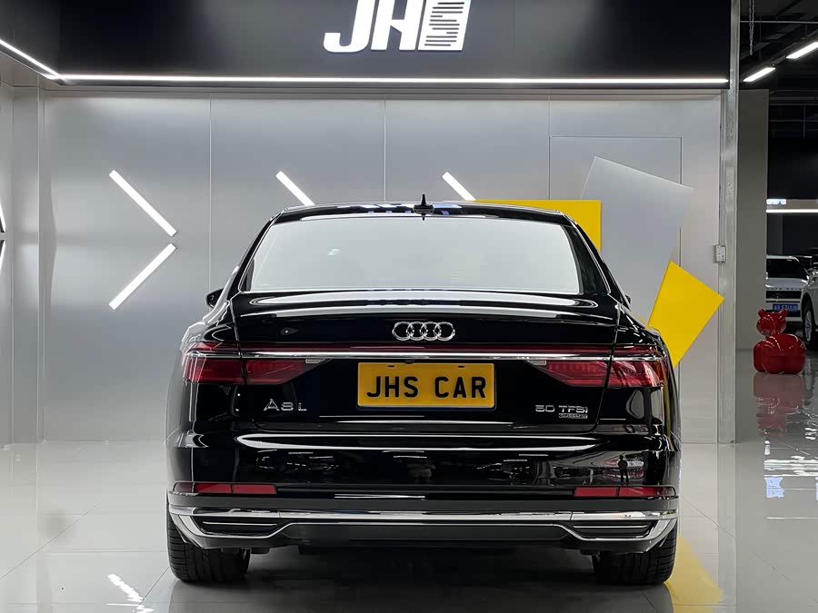 Audi A8 2021