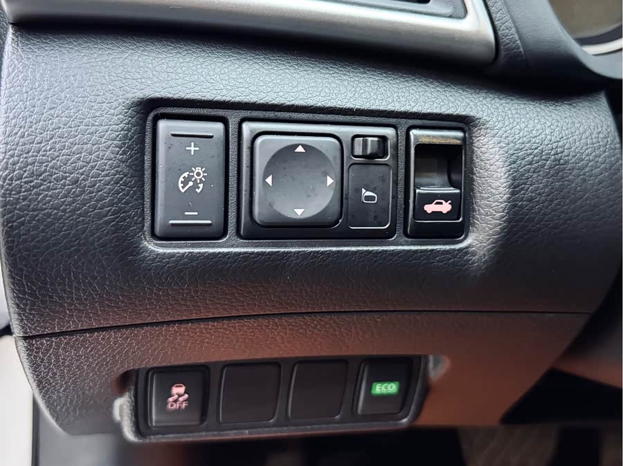 Nissan Sylphy 2019 — фото 12