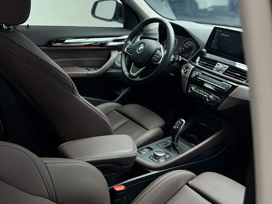 BMW X1 2022 — фото 15