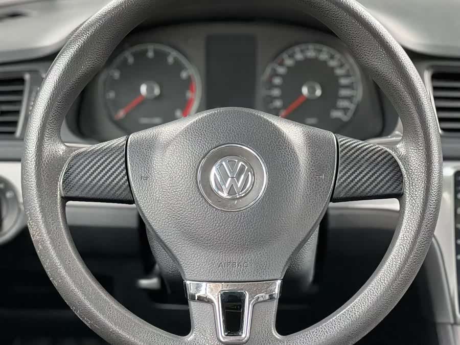 Volkswagen Gran Lavida 2013