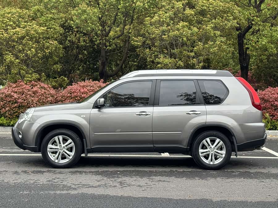 Nissan X-Trail 2012
