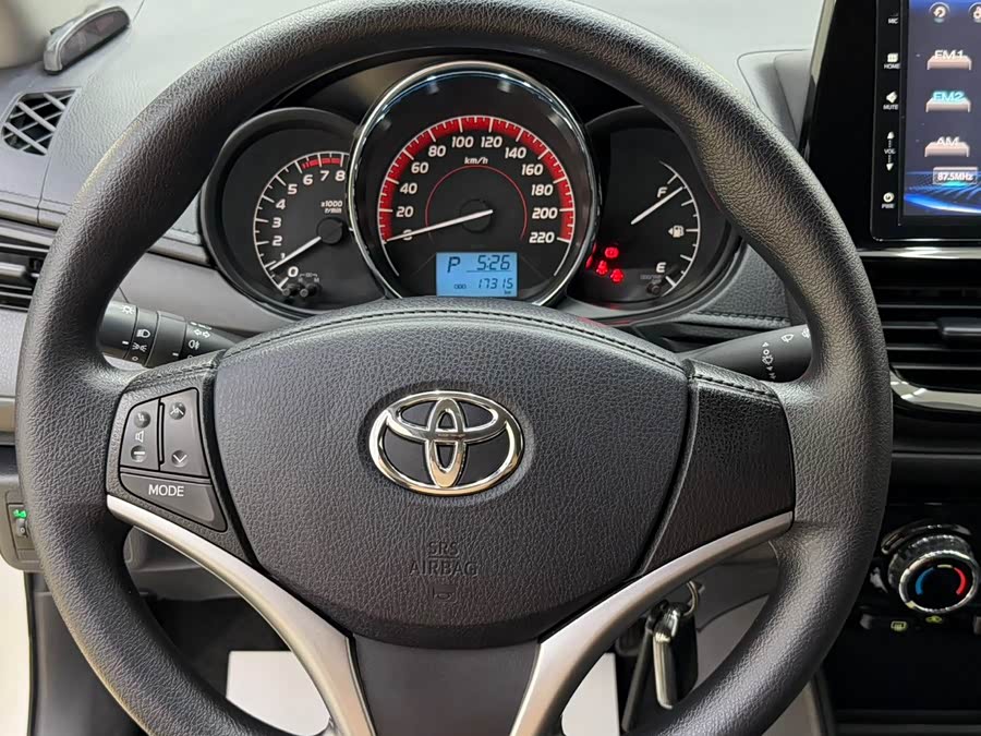 Toyota Vios 2022 — фото 13