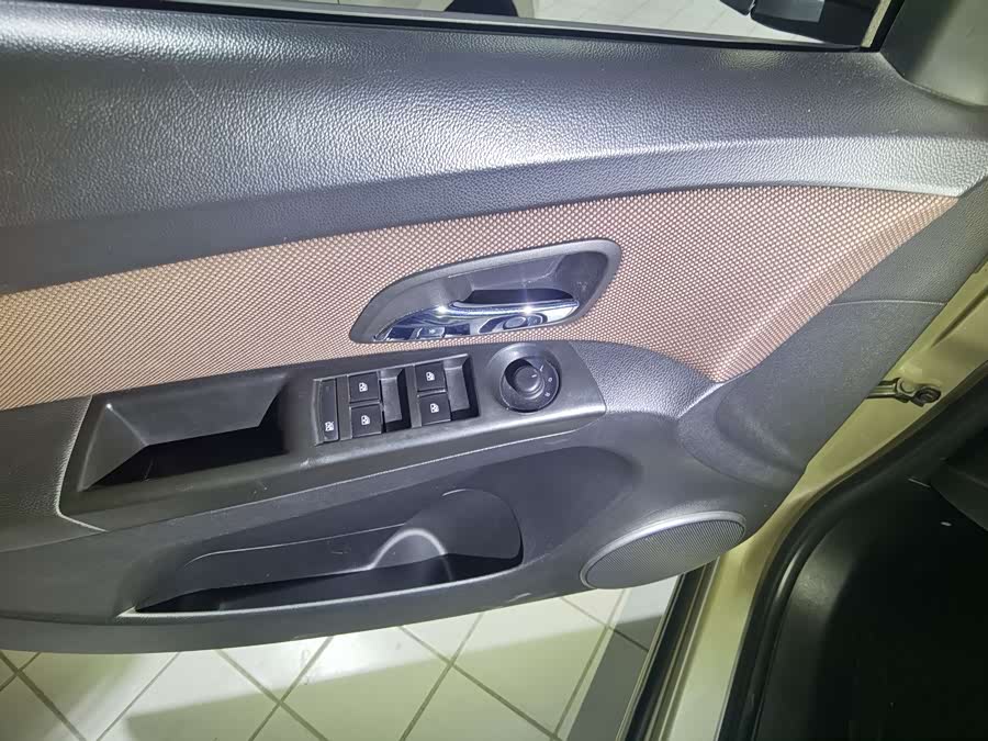 Chevrolet Cruze 2013