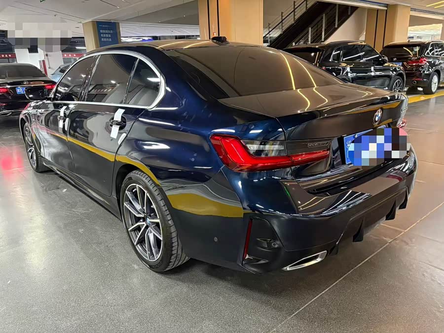 BMW 3 Series 2023 — фото 16