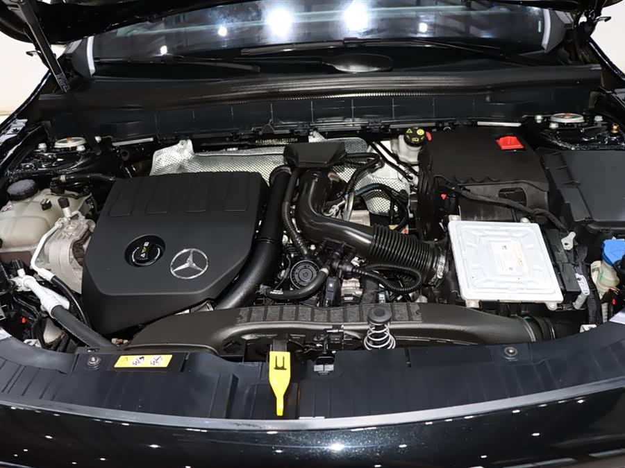 Mercedes-Benz GLB 2020 — фото 20