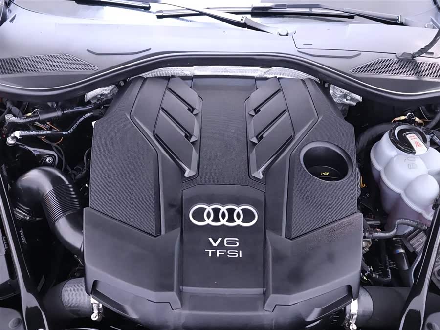 Audi A8 2023 — фото 24