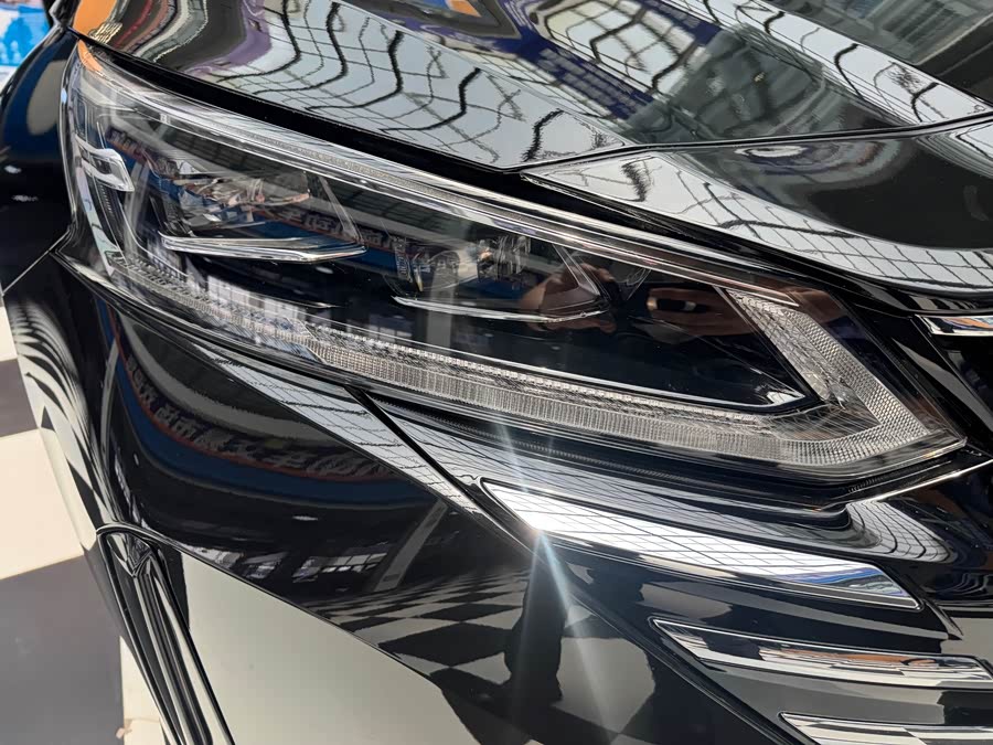 Nissan Teana 2022