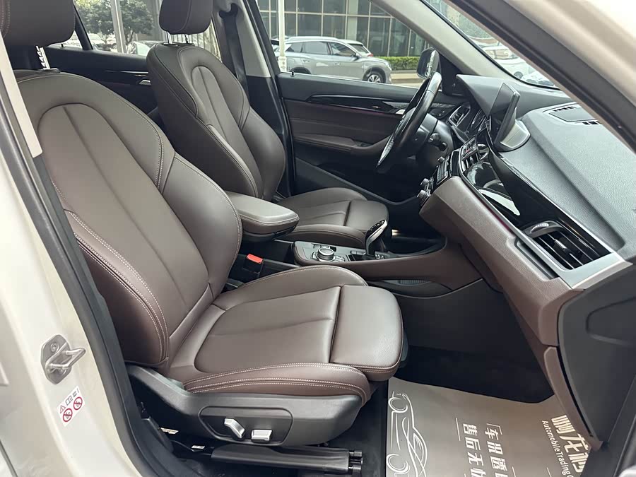 BMW X1 2022 — фото 19