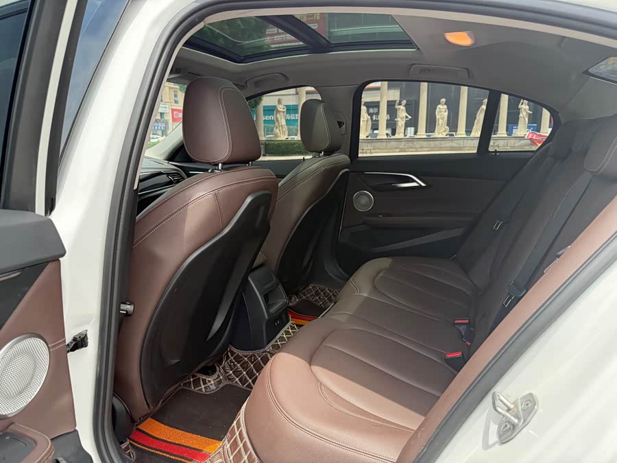 BMW 1 Series 2023