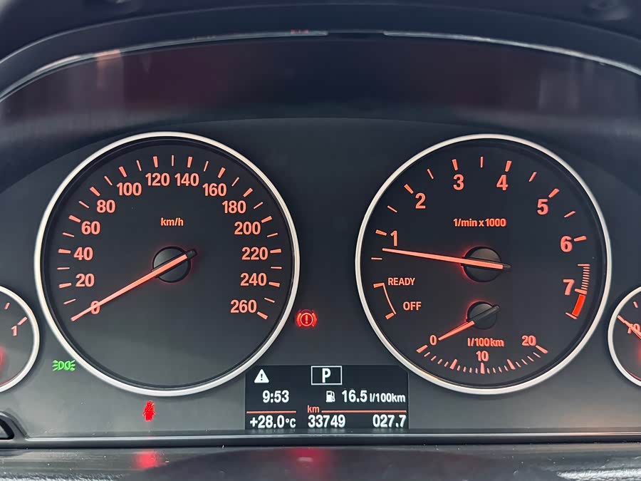 BMW 3 Series 2015 — фото 19