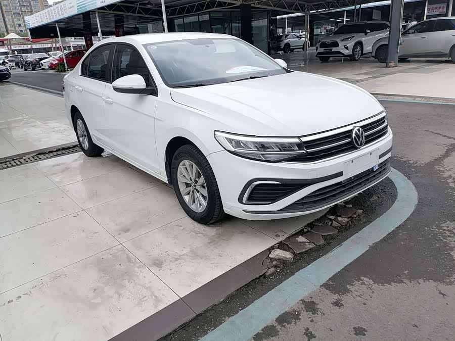 Volkswagen Bora 2023
