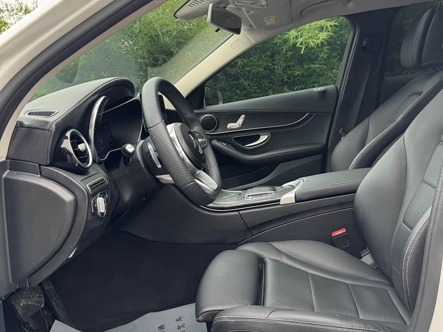 Mercedes-Benz C-Class 2020