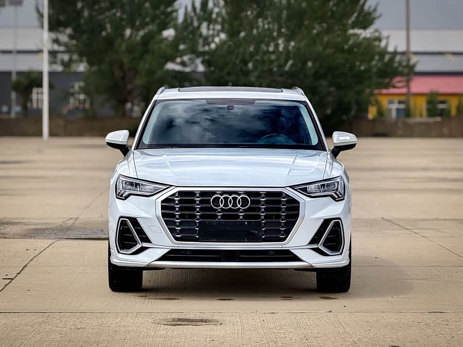 Audi Q3 2023