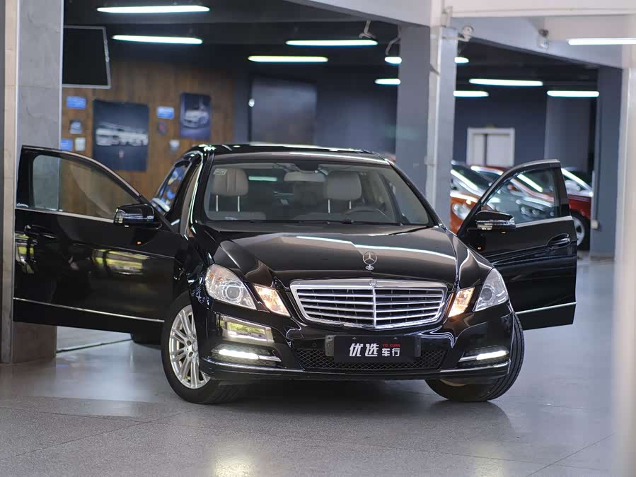 Mercedes-Benz E-Class 2012
