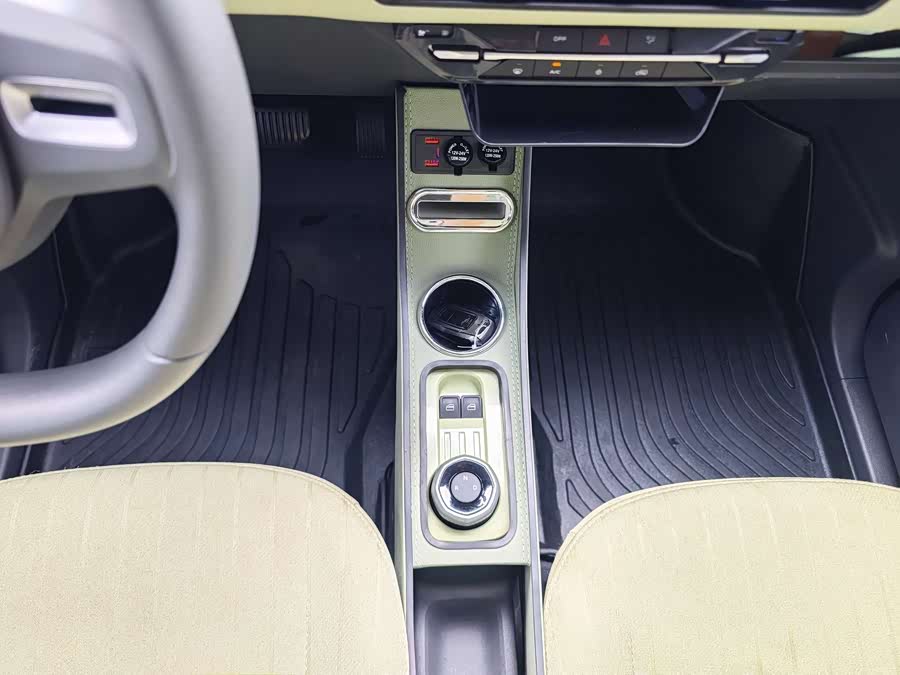 Geely Galaxy Panda 2024 — фото 12