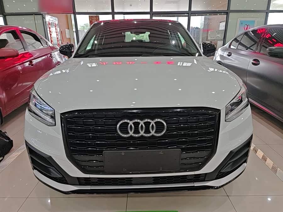 Audi Q2L 2018