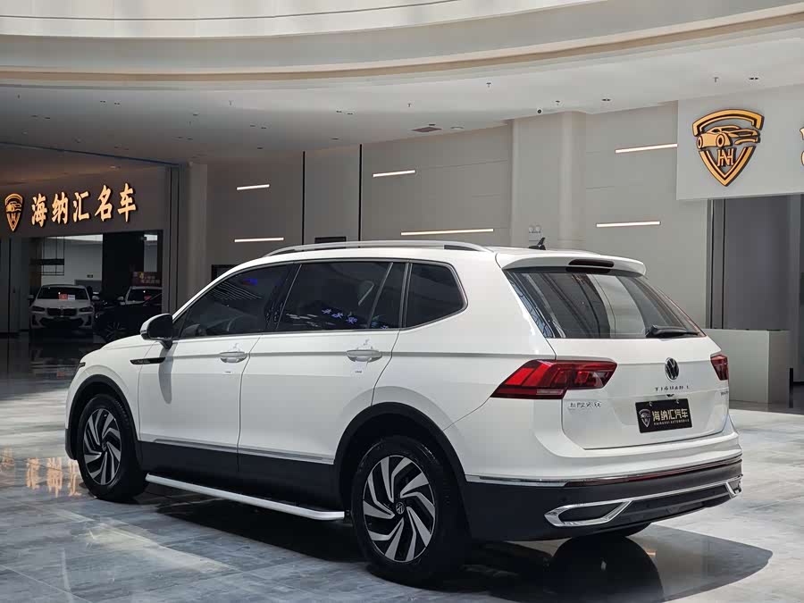 Volkswagen Tiguan L 2022