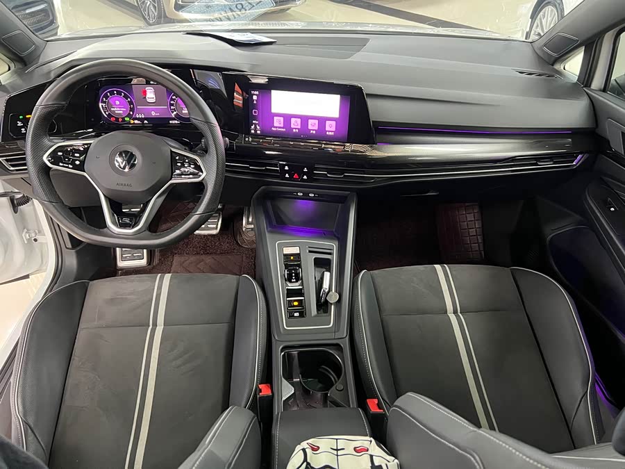 Volkswagen Golf 2023