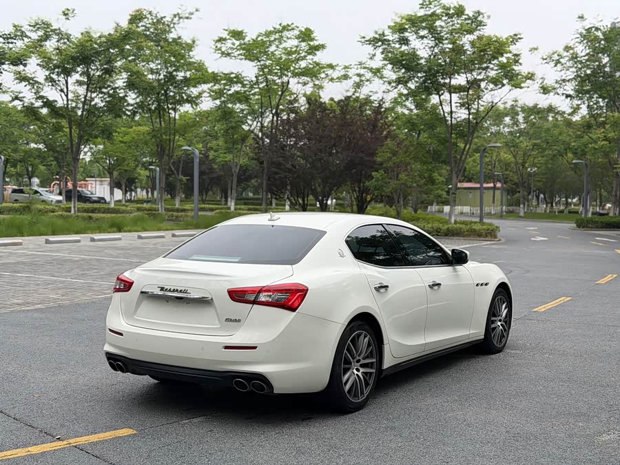 Maserati Ghibli 2019 — фото 13