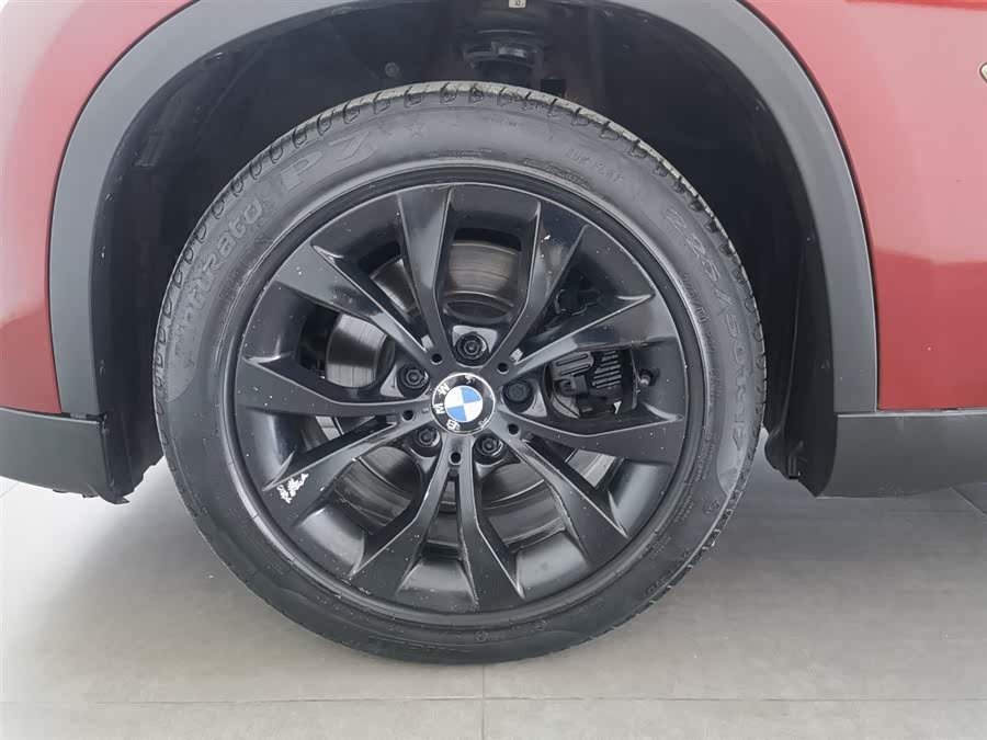 BMW X1 2010 — фото 17