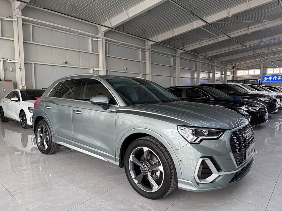 Audi Q3 2022