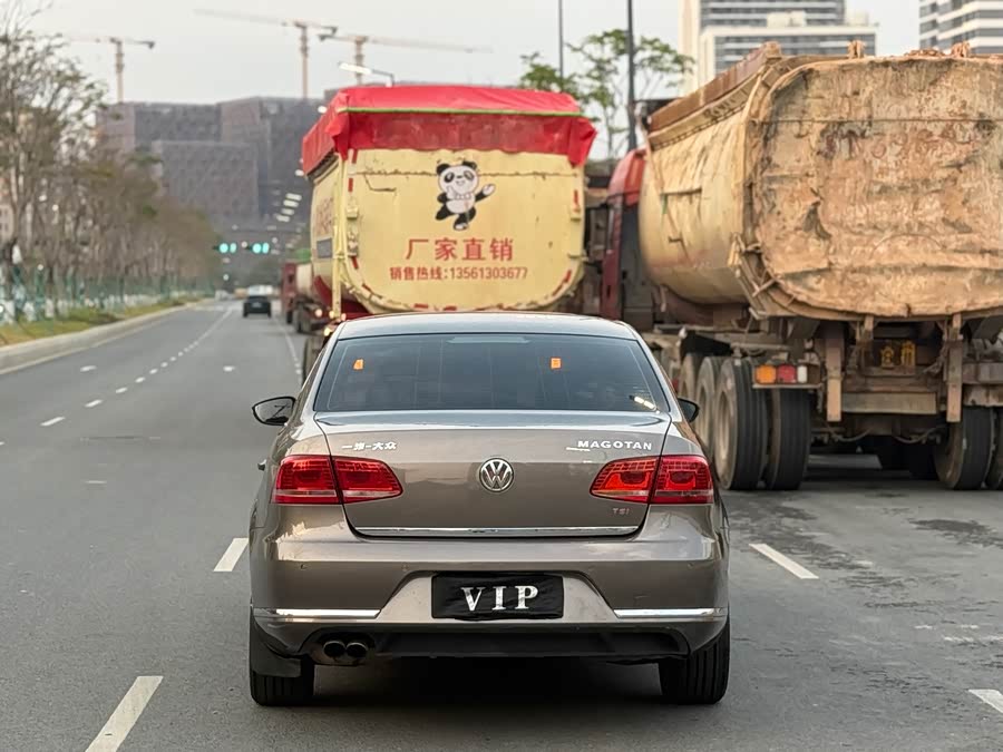 Volkswagen Magotan 2015
