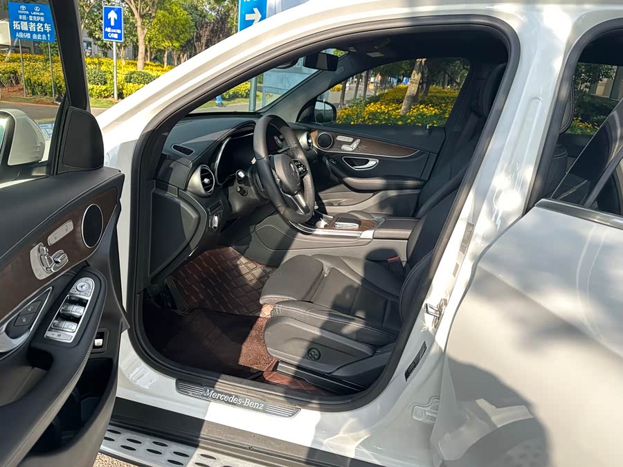 Mercedes-Benz GLC 2020