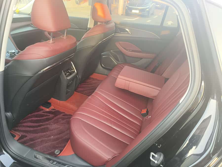 Hongqi H5 2024