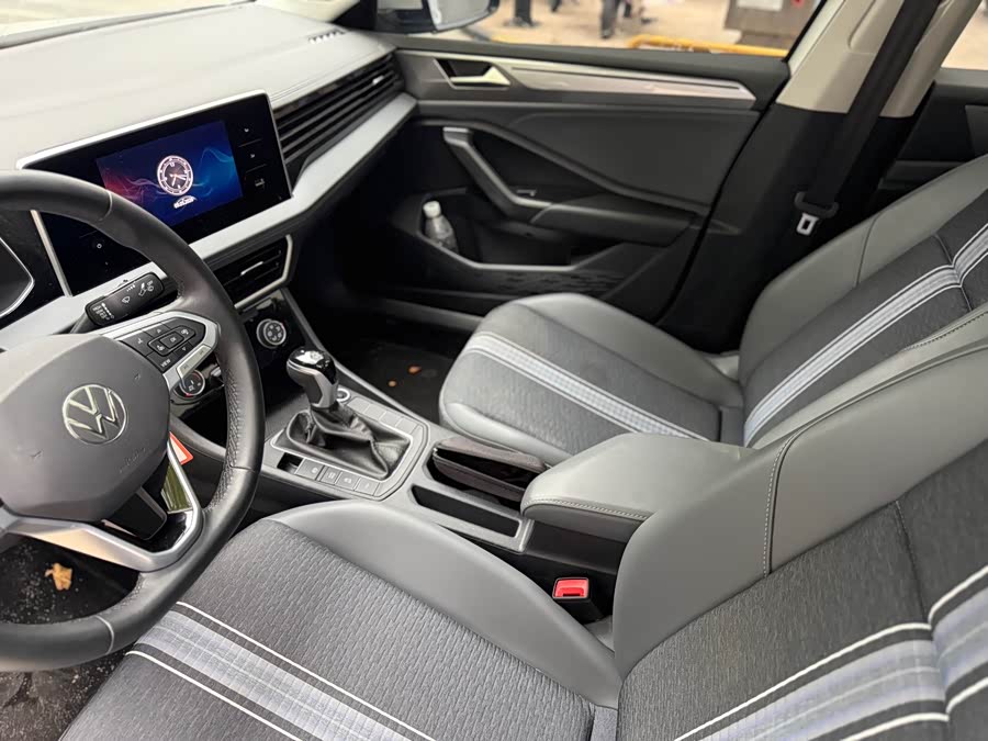 Volkswagen Sagitar 2024