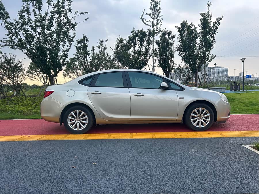 Buick Excelle GT 2013