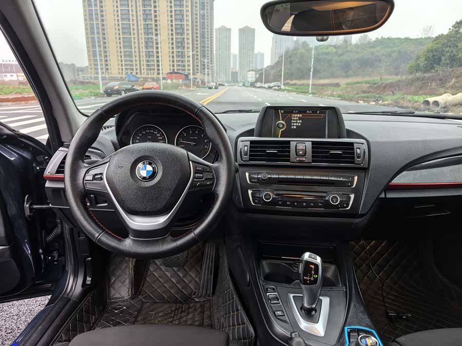 BMW 1 Series 2012 — фото 12